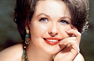 Актриса Наталья Фатеева:  любовный сценарий синеглазой красавицы