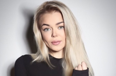 Алина Гросу стала копией Тины Кароль: сходство звезд впечатляет (видео)