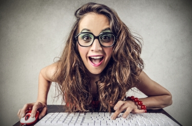 Работа за компьютером и здоровье: как сохранить зрение, здоровый позвоночник и красивую кожу