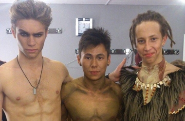 "Танцюють всі 8": участникам пришлось танцевать на свалке (видео)