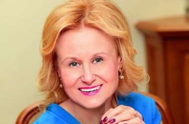 Дарья Донцова: "Я очень хочу,  чтобы люди знали: рак победим!"