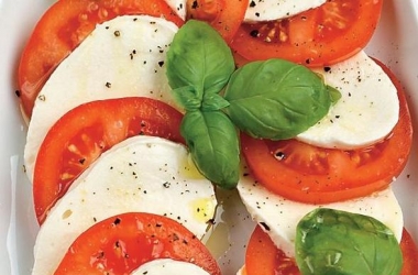 Рецепт итальянской кухни: салат капрезе