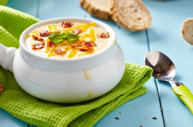 Рецепт сливочного супа с беконом: вкусно и сытно