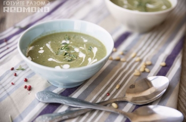 Готовим вместе с Redmond <br />  Крем-суп со шпинатом. Рецепт для мультиварки