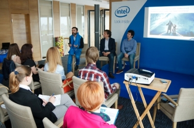 Подорожуй з технологіями Intel