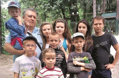История чудом уцелевшей многодетной семьи из Славянска: как им удалось выжить