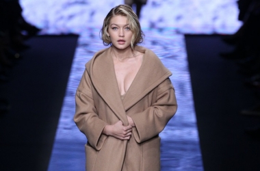Мода осень/зима 2015: Max Mara показали коллекцию в стиле прекрасной Мэрилин Монро! (Видео)