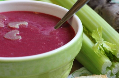 Великий пост 2015: вкуснейший суп-пюре из свеклы и сельдерея