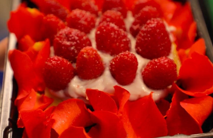 Мильфей из панкейка и френч-тоста