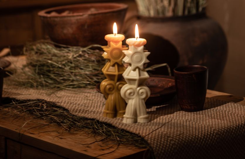 Різдвяна свічка Карітас