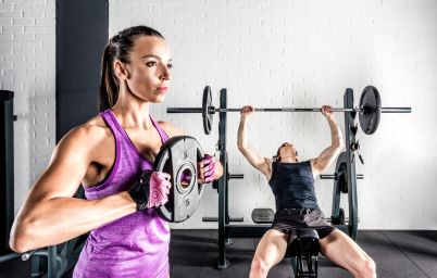 Почему осенью нужно идти в спортзал: 10 причин