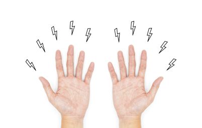 Почему немеют руки и что с этим делать