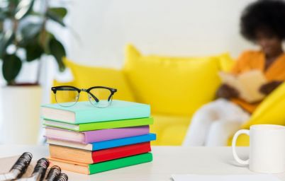 Сочная свинина с помидорами и сыром