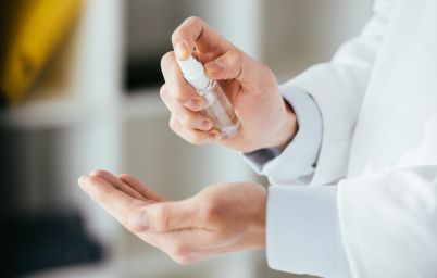 Как пользоваться антисептиком