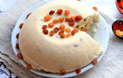 Простая творожная пасха с изюмом