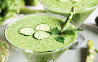 Суп с авокадо и огурцов