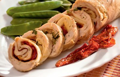 Куриный рулет с омлетом