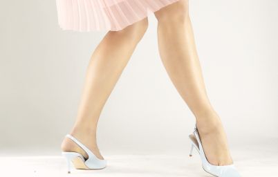 Легкою ходою: як правильно доглядати за ногами влітку