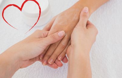 Как сделать маникюр в домашних условиях