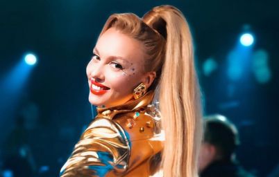 Оля Полякова