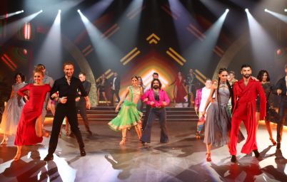 Танці з зірками