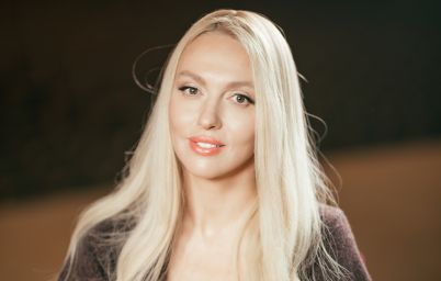 Оля Полякова