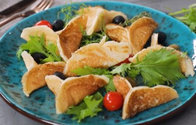 Блины с фетой и оливками