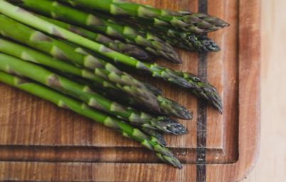 Пирог со спаржей и сыром