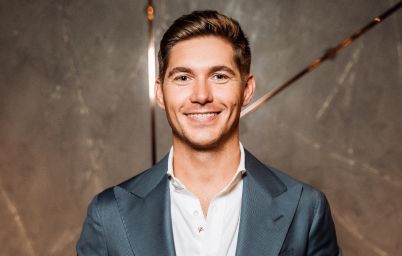 Співають всі