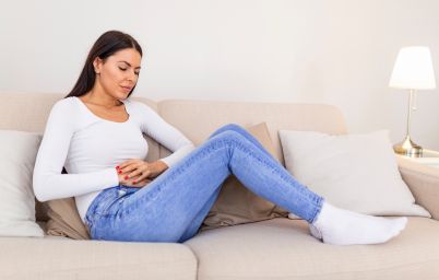 боль при месячных