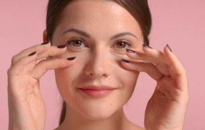 темные круги под глазами