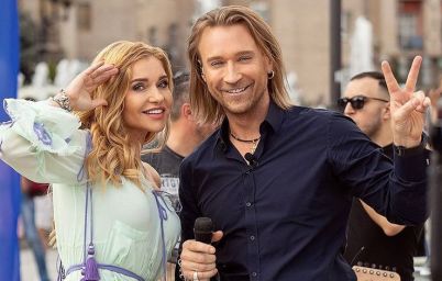 Бэк-вокалистка Олега Винника