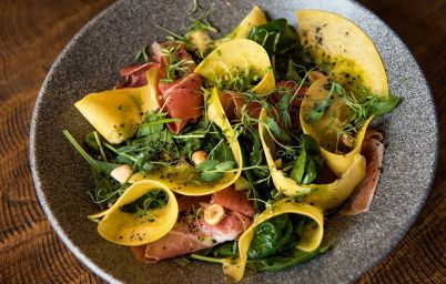 Салат с маринованной тыквой