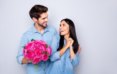 Поздравления с 8 Марта девушке