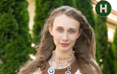 Аліна Кошарна