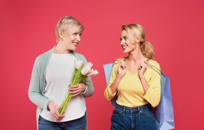 Що подарувати мамі на День матері