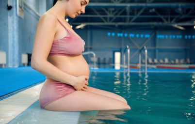 Плавання під час вагітності
