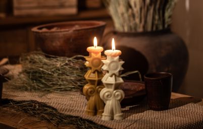 Різдвяна свічка Карітас