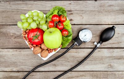 какие продукты помогают бороться с повышенным давлением, как бороться с повышенным давлением