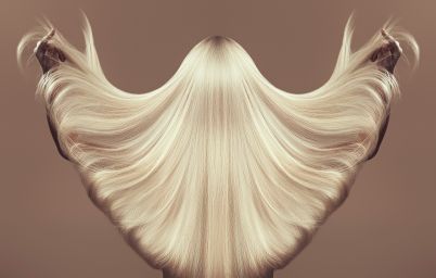 девушка подкрашенная