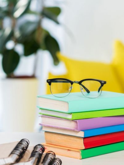 Сочная свинина с помидорами и сыром