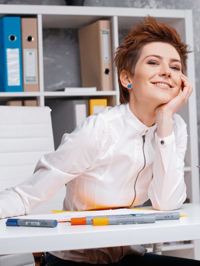 Ведущая Алена Мороз