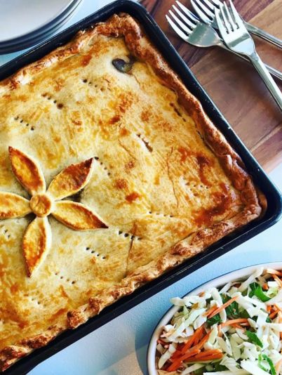 Пирог с картофелем и мясом в духовке