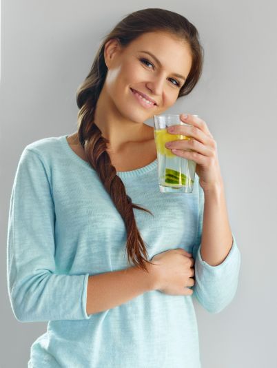 вода с лимоном