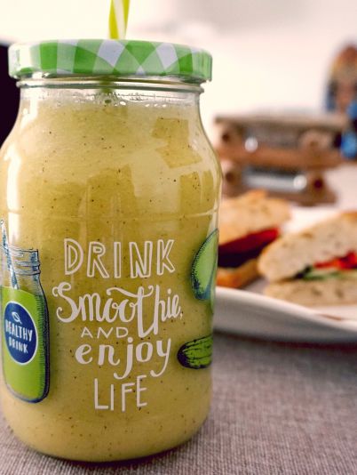 смузи из авокадо и яблока