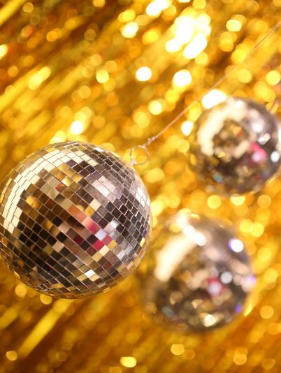 Танці з зірками