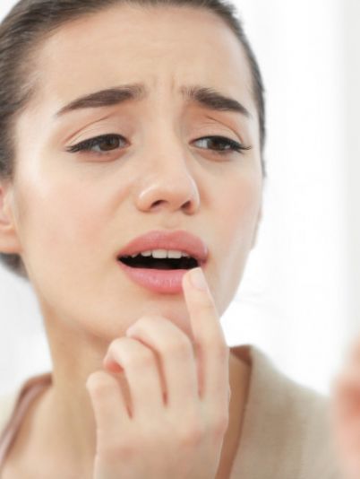 Притаившиеся в уголках рта