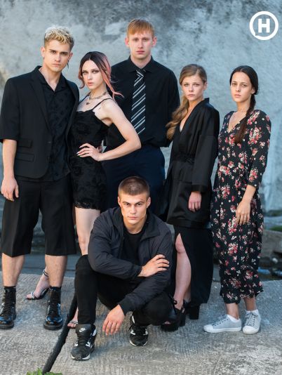 Перші ластівки. Zалежні