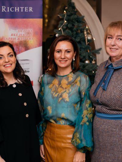 Жінка України