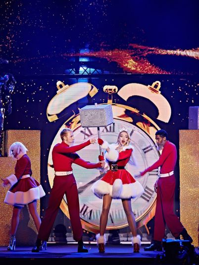 Оля Полякова